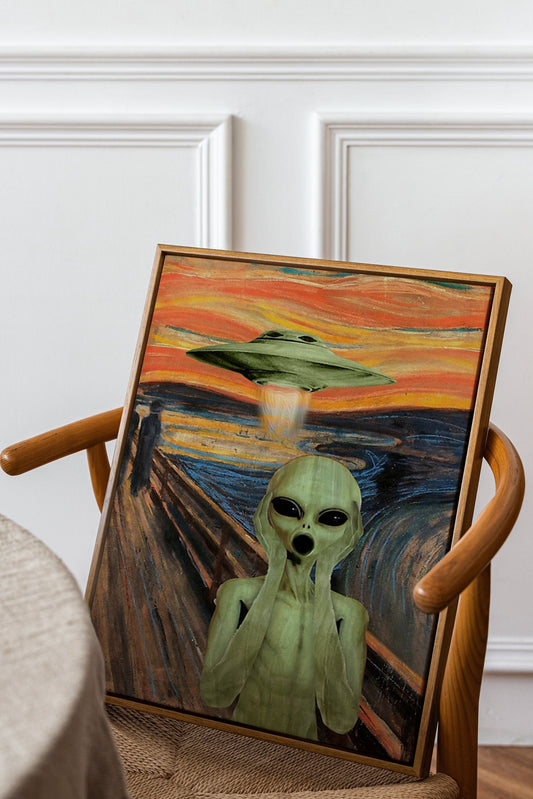 Alien Canvas, UFO Wall Art Poster, Outer Space Wall Decor,  Alien Screaming Poster, Green Alien, UFO Abduction Art, Sci-fi Home Decoration